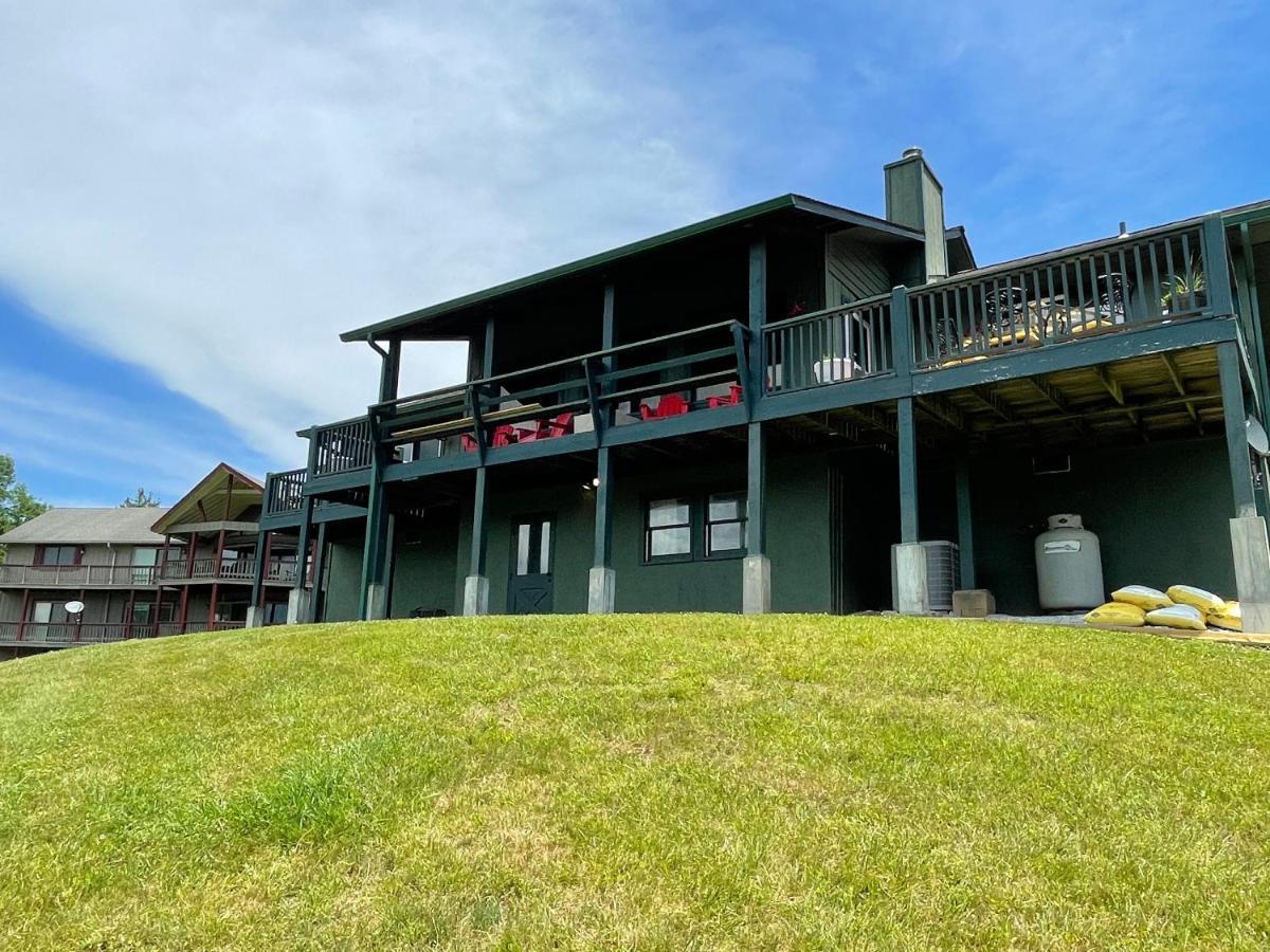 Longview Lodge Dillard Bagian luar foto